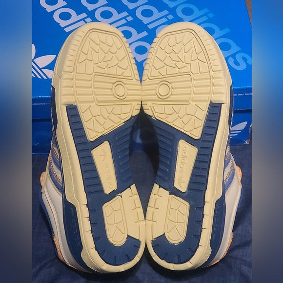 Adidas Rivalry 86 Leather Low "IF4663",  New In Box! Womens 6.5 / Kids 5 - Picture 11 of 13